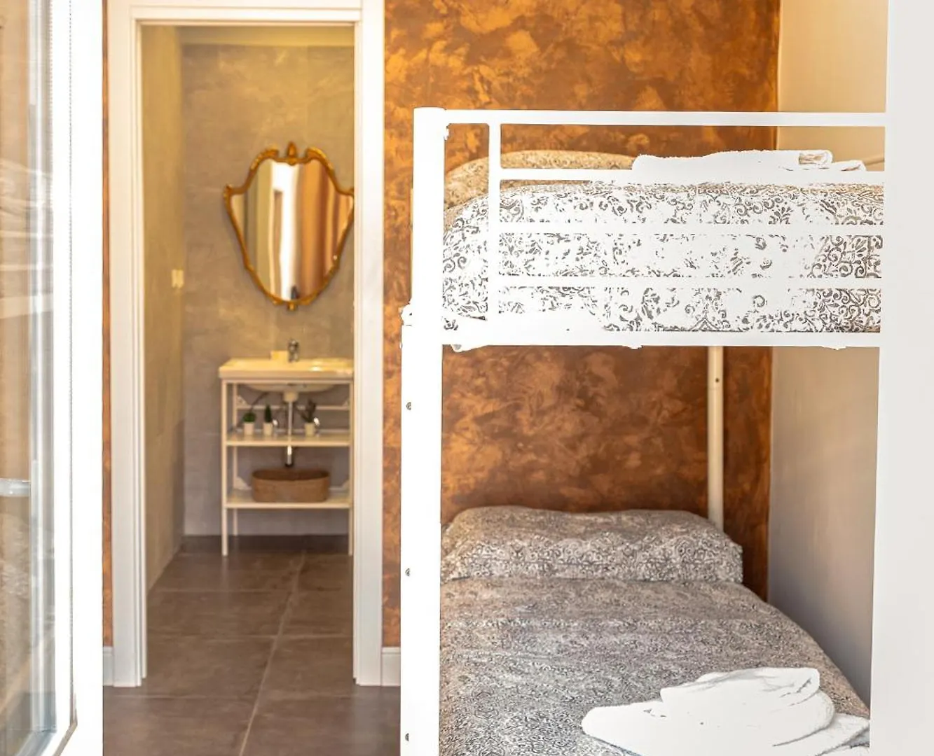 Montevergine Domus Catania Guest house