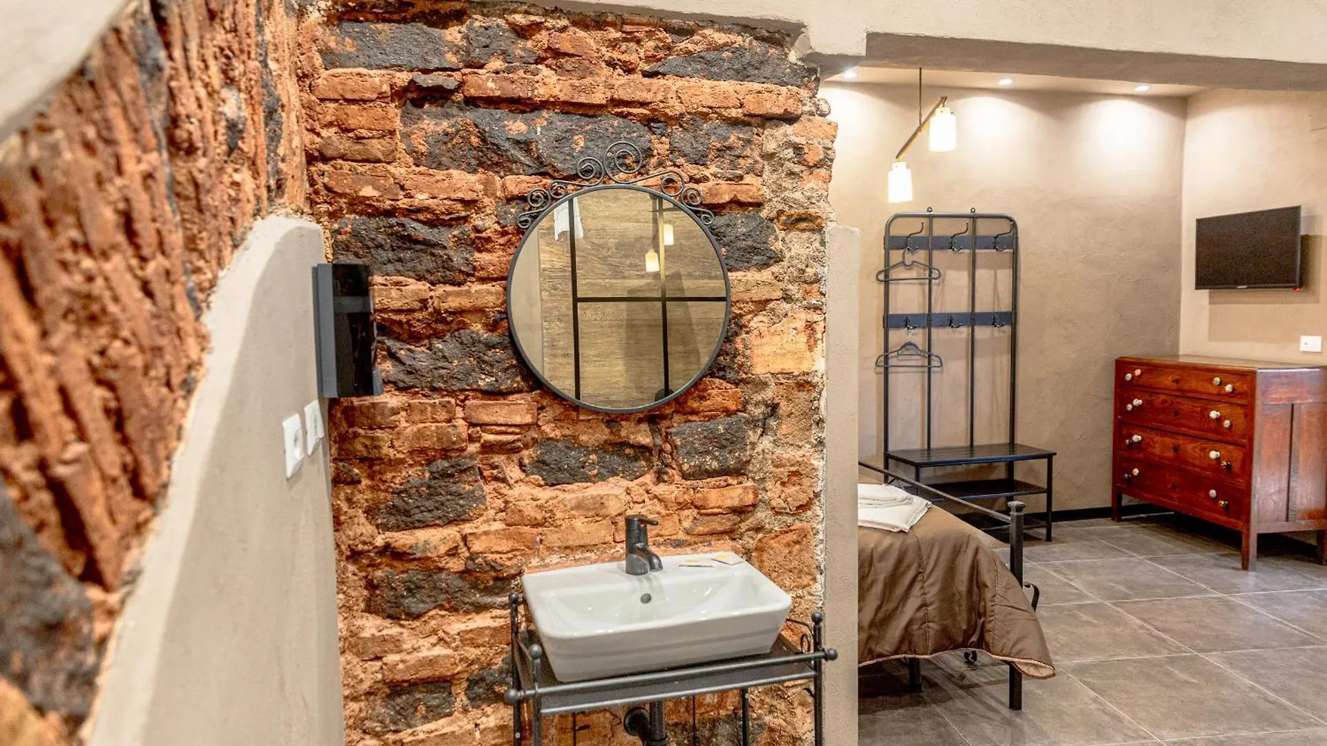 Montevergine Domus Catania Guest house
